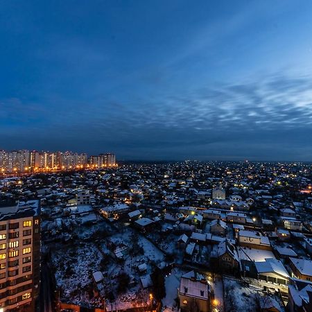 Luxury Apartment, Dniprovska Embankment26, Sokorki Kiew Exterior foto