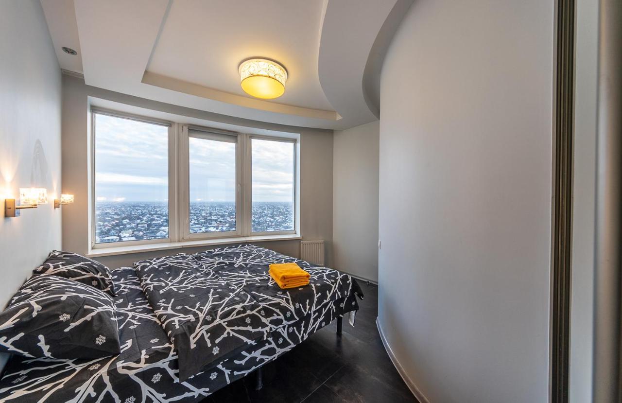 Luxury Apartment, Dniprovska Embankment26, Sokorki Kiew Exterior foto